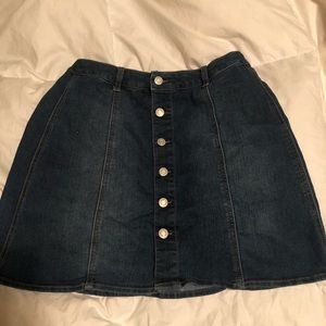 Jean skirt size ten